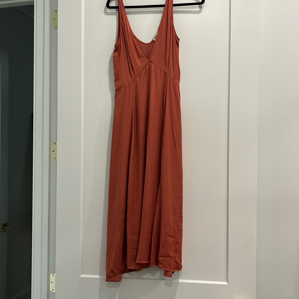 Deep, V-neck, Zara, dress, sexy!
